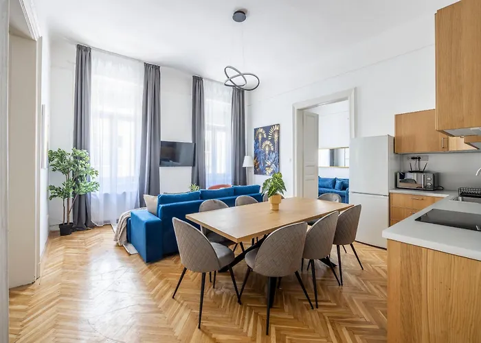 Apartment Stylish & Charming Cozy By Prestige Homes