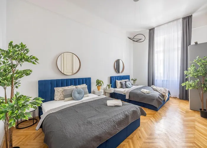 Apartment Stylish & Charming Cozy By Prestige Homes